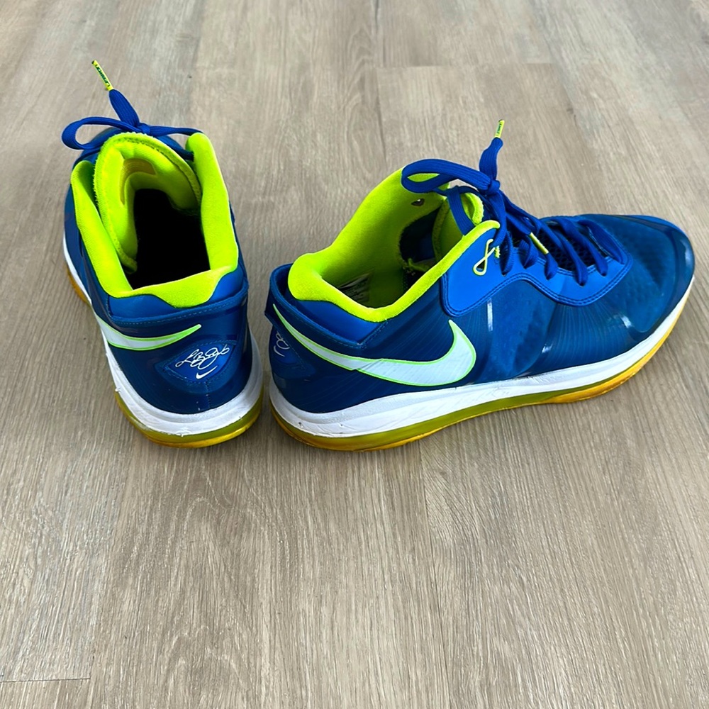 Preowned men’s Nike Lebron 8 v2  “sprite”